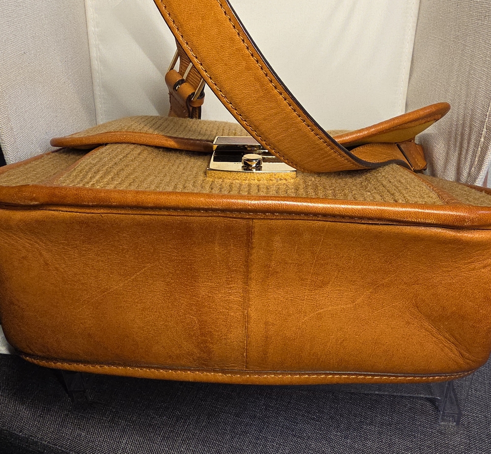 Vintage Chloé Woven Shoulder Bag with Leather Trim (And Hardware Film!) - Picture 13 of 16